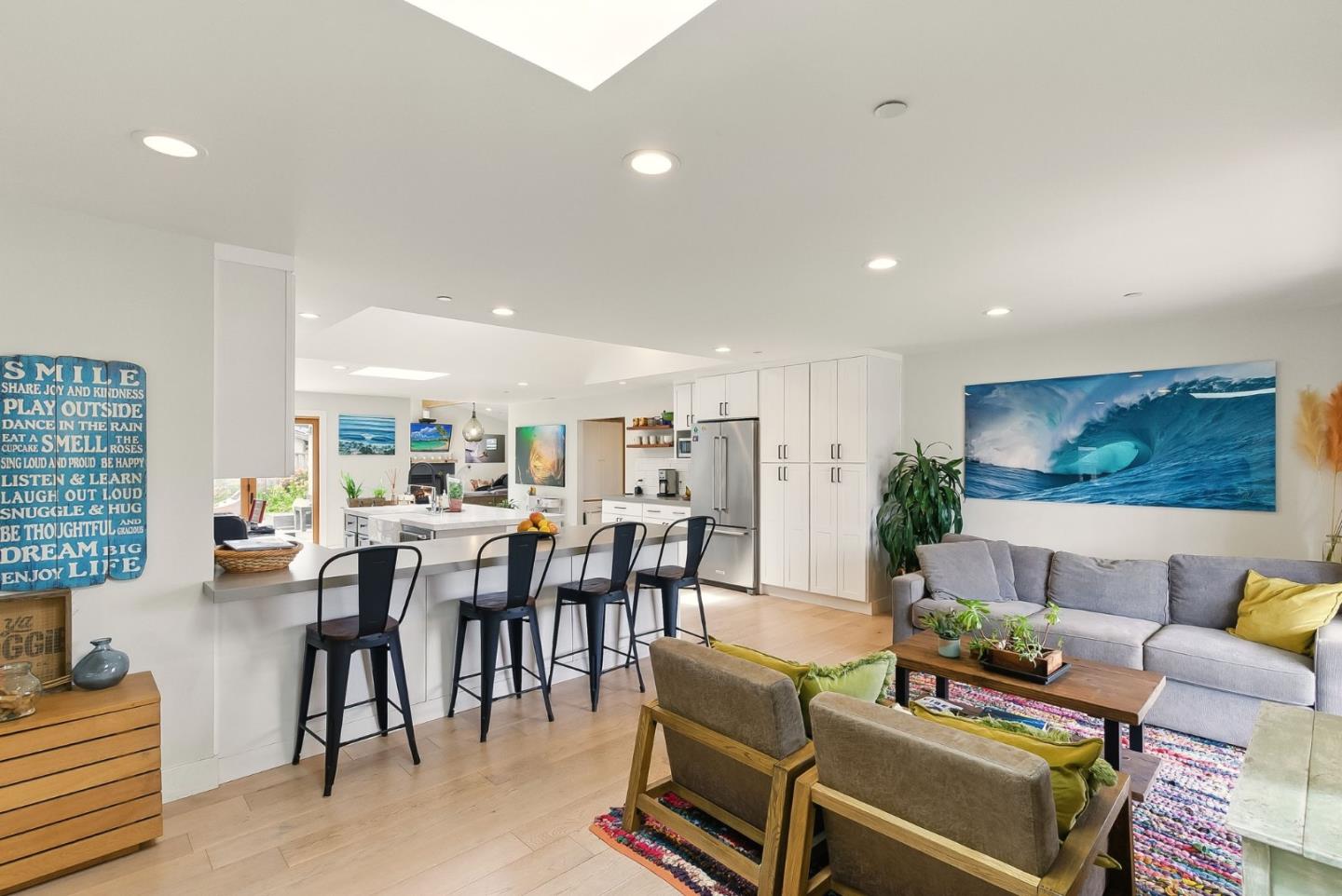 Detail Gallery Image 14 of 36 For 301 25th Ave, Santa Cruz,  CA 95062 - 3 Beds | 3 Baths