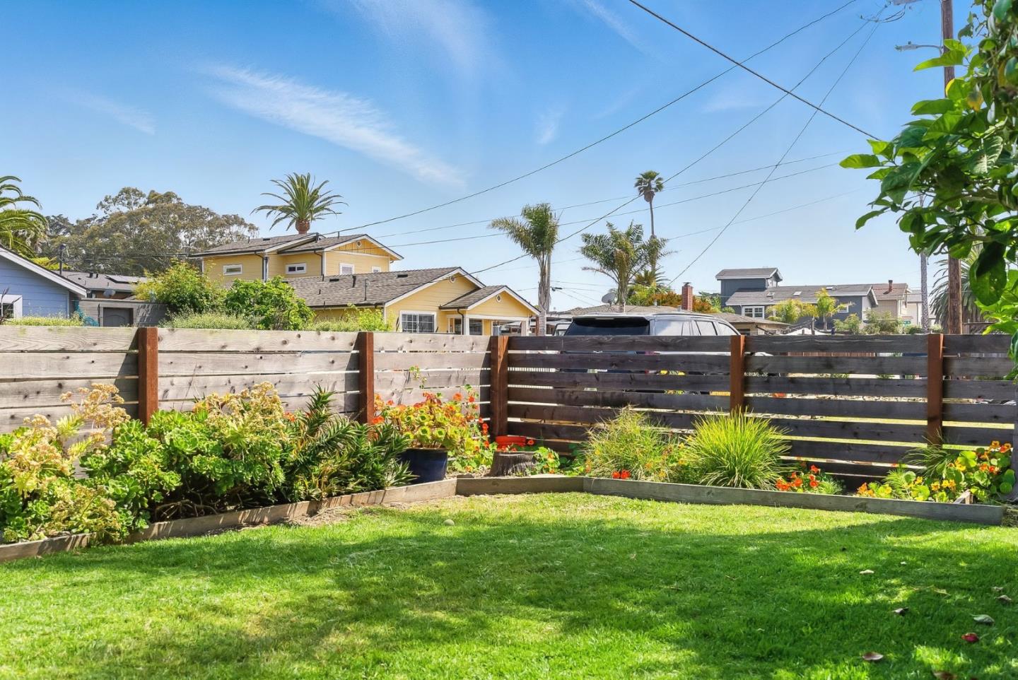 Detail Gallery Image 5 of 36 For 301 25th Ave, Santa Cruz,  CA 95062 - 3 Beds | 3 Baths