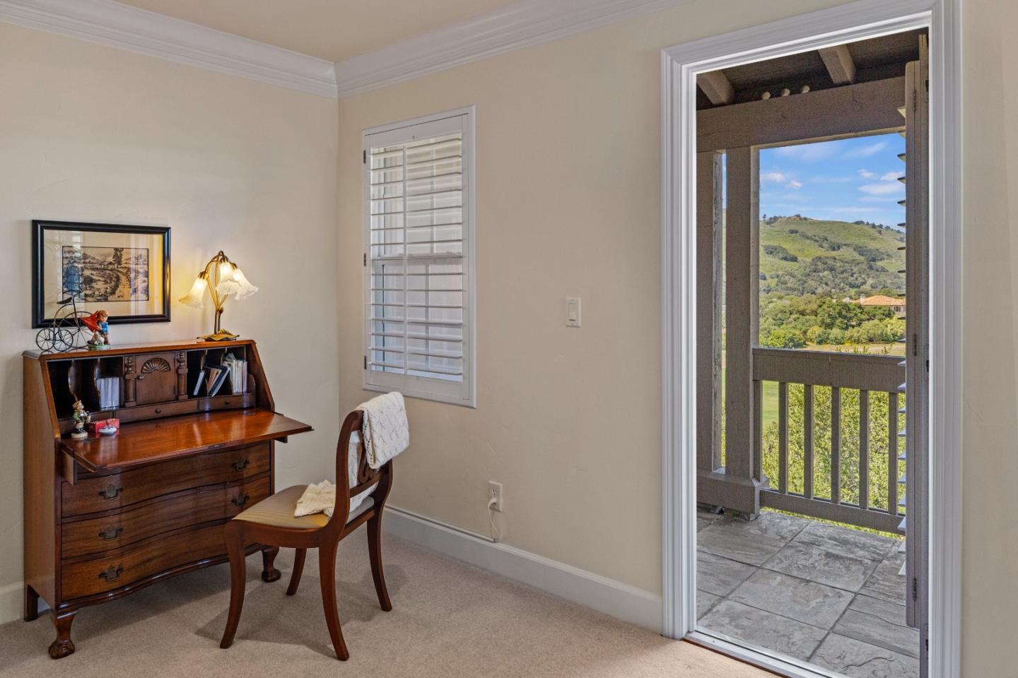 Detail Gallery Image 19 of 30 For 200 Mirasol Way, Monterey,  CA 93940 - 4 Beds | 4/1 Baths