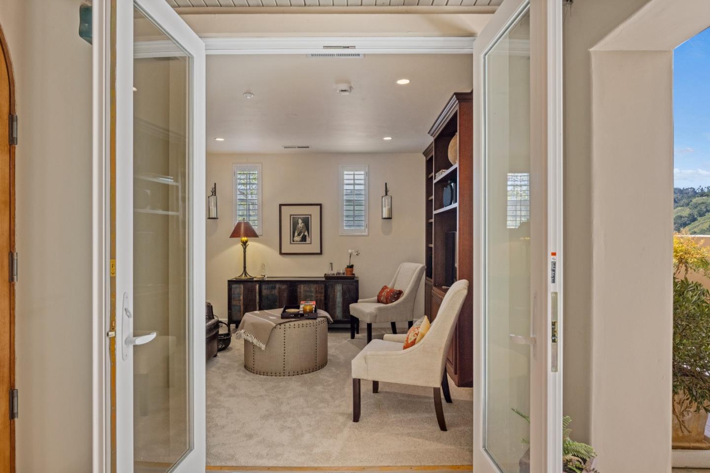Detail Gallery Image 23 of 30 For 200 Mirasol Way, Monterey,  CA 93940 - 4 Beds | 4/1 Baths