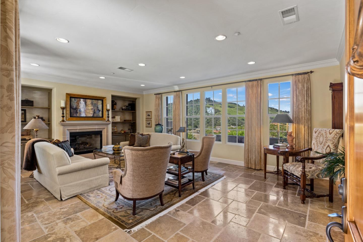 Detail Gallery Image 5 of 30 For 200 Mirasol Way, Monterey,  CA 93940 - 4 Beds | 4/1 Baths
