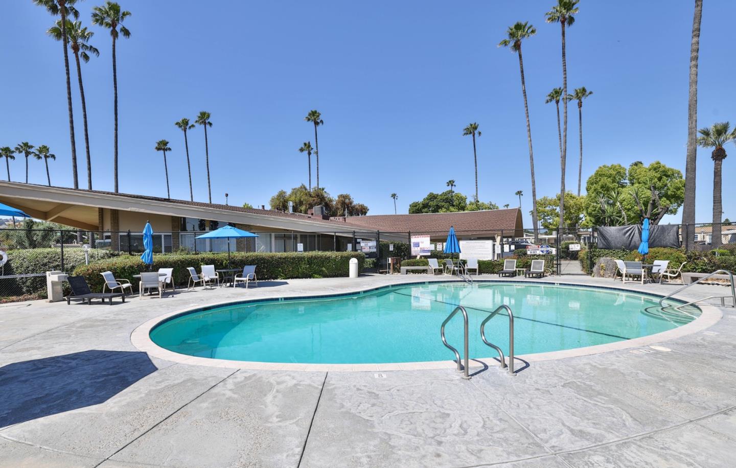 Detail Gallery Image 26 of 32 For 513 Olivian Dr #513,  San Jose,  CA 95123 - 3 Beds | 2 Baths