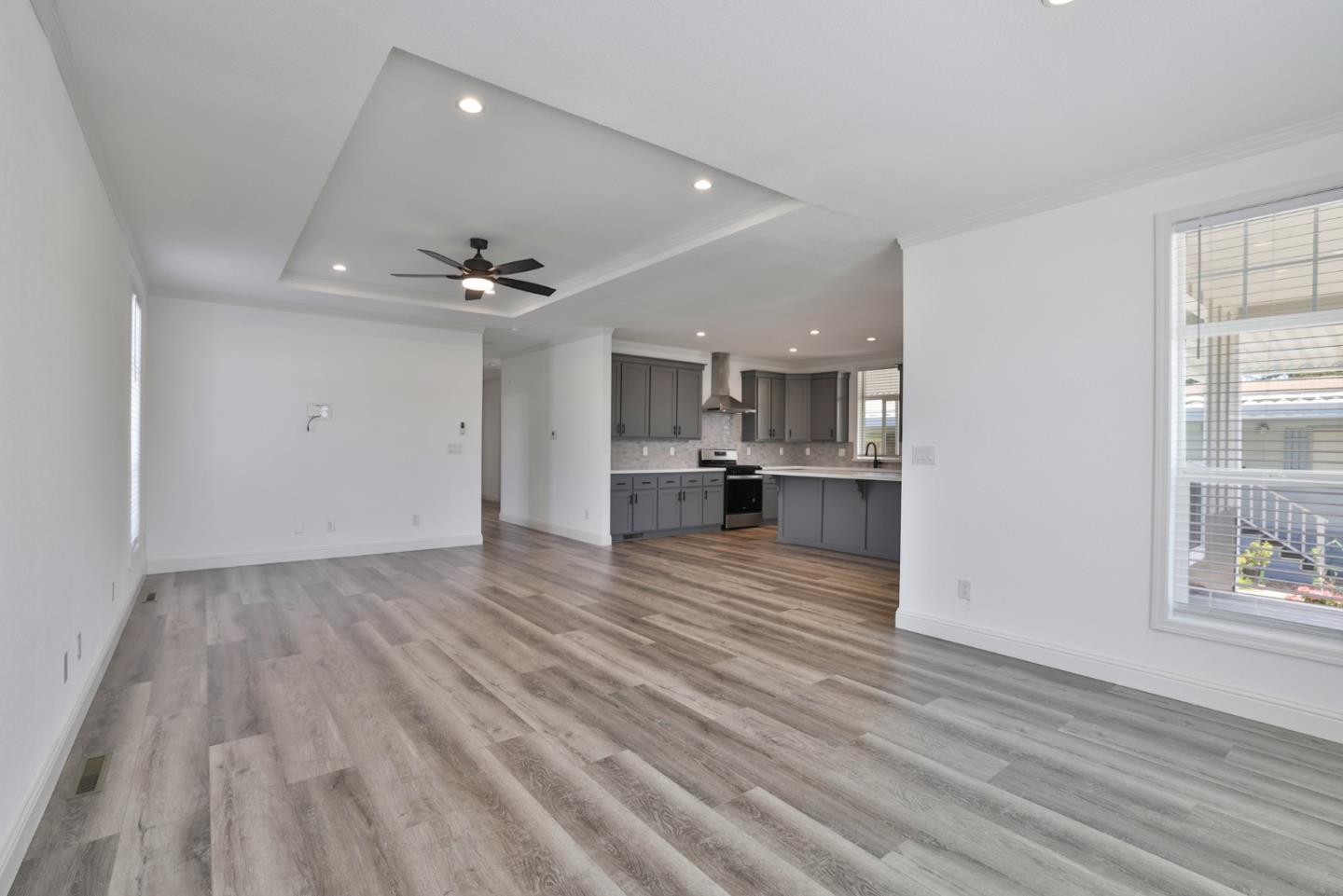 Detail Gallery Image 4 of 32 For 513 Olivian Dr #513,  San Jose,  CA 95123 - 3 Beds | 2 Baths