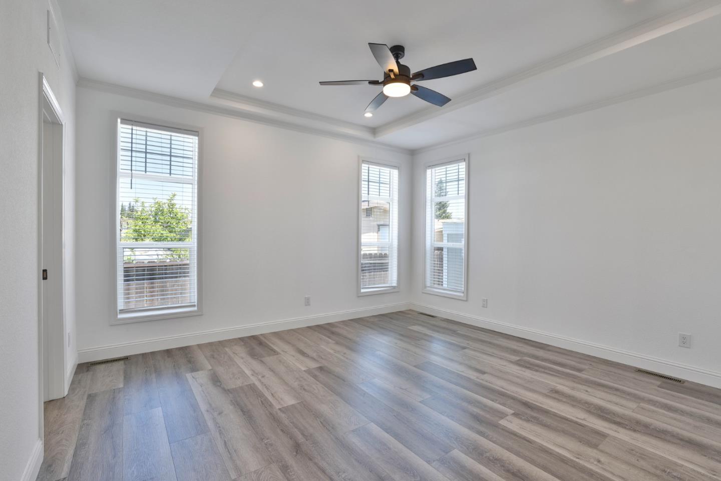 Detail Gallery Image 9 of 32 For 513 Olivian Dr #513,  San Jose,  CA 95123 - 3 Beds | 2 Baths