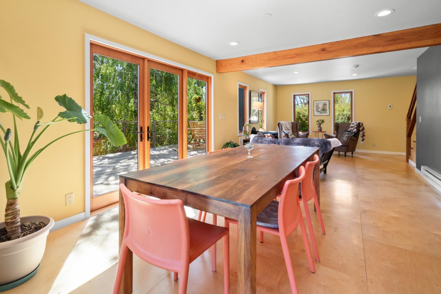 Detail Gallery Image 10 of 91 For 280 Azalea Ln, Santa Cruz,  CA 95060 - 3 Beds | 2/1 Baths
