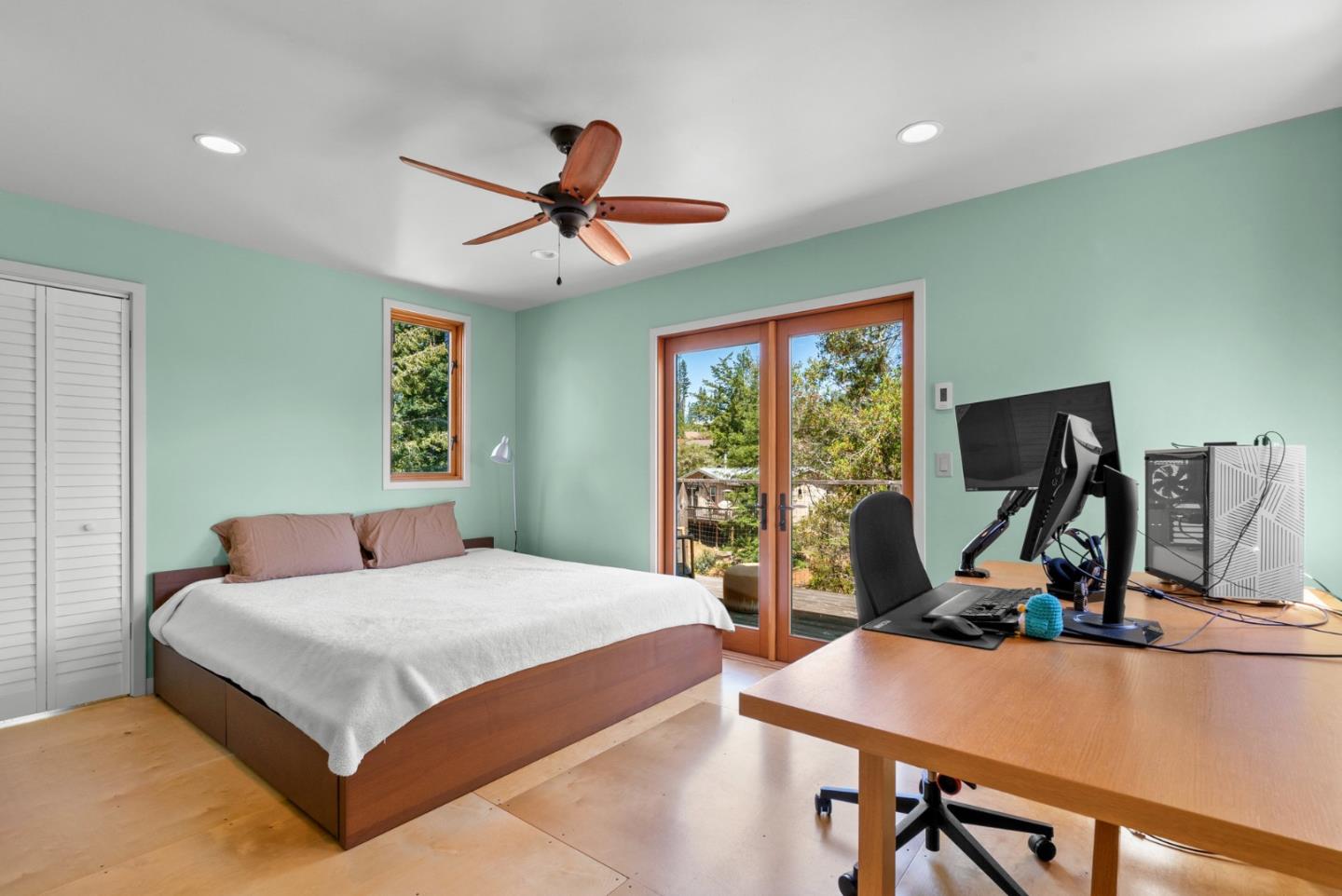 Detail Gallery Image 36 of 91 For 280 Azalea Ln, Santa Cruz,  CA 95060 - 3 Beds | 2/1 Baths