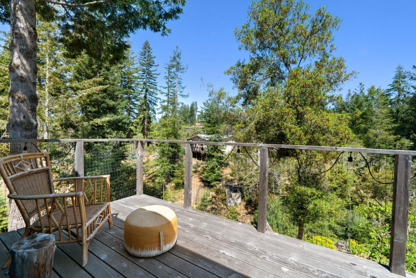 Detail Gallery Image 40 of 91 For 280 Azalea Ln, Santa Cruz,  CA 95060 - 3 Beds | 2/1 Baths