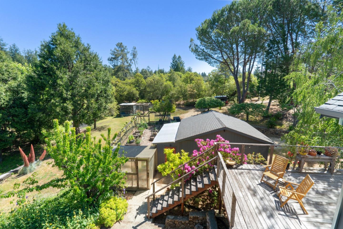 Detail Gallery Image 43 of 91 For 280 Azalea Ln, Santa Cruz,  CA 95060 - 3 Beds | 2/1 Baths
