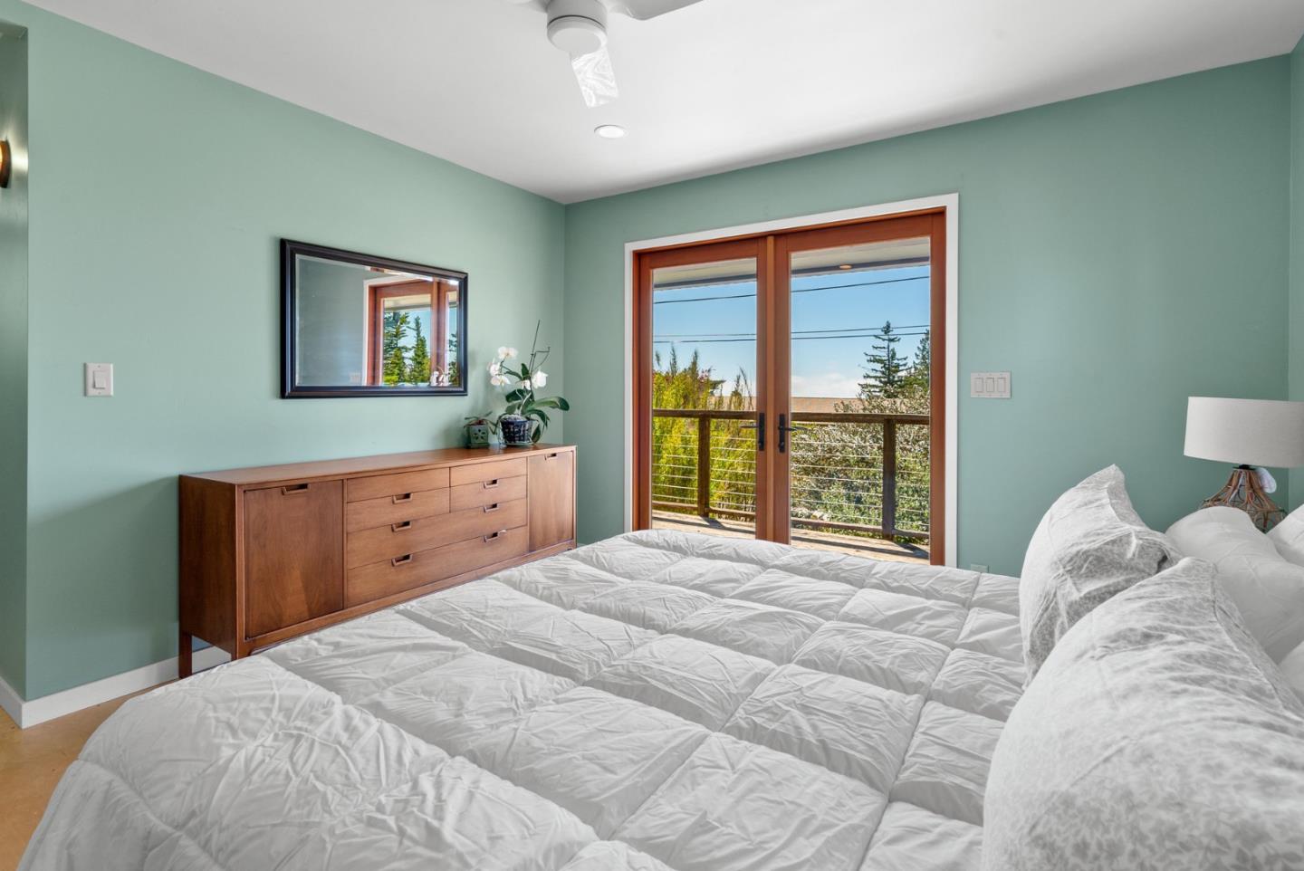 Detail Gallery Image 48 of 91 For 280 Azalea Ln, Santa Cruz,  CA 95060 - 3 Beds | 2/1 Baths