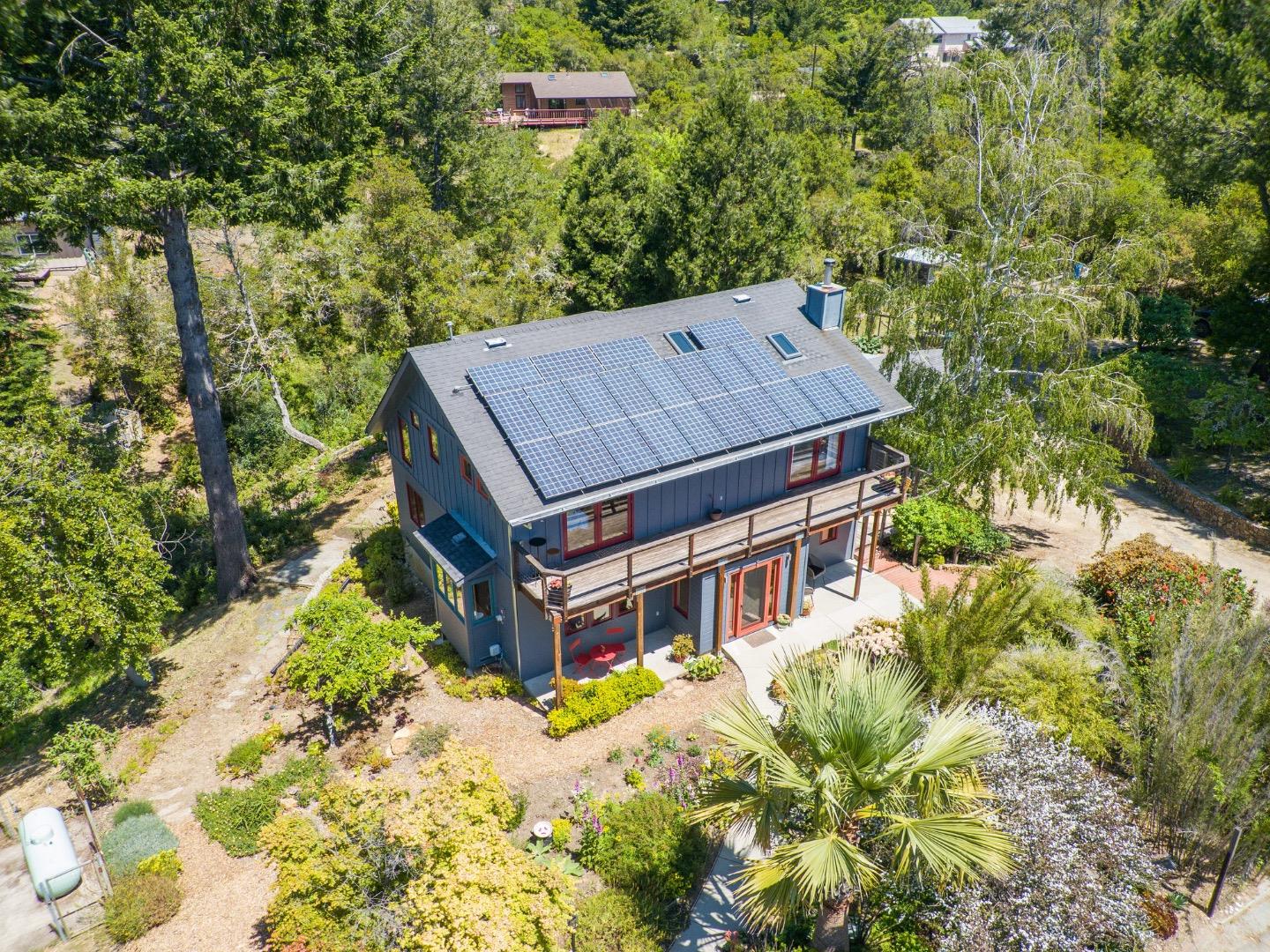Detail Gallery Image 83 of 91 For 280 Azalea Ln, Santa Cruz,  CA 95060 - 3 Beds | 2/1 Baths