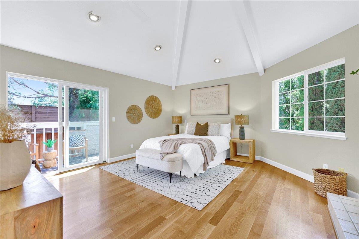 Detail Gallery Image 11 of 37 For 20486 Pierce Rd, Saratoga,  CA 95070 - 3 Beds | 2/1 Baths