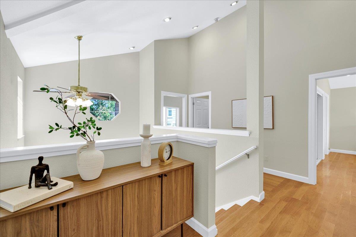 Detail Gallery Image 31 of 37 For 20486 Pierce Rd, Saratoga,  CA 95070 - 3 Beds | 2/1 Baths