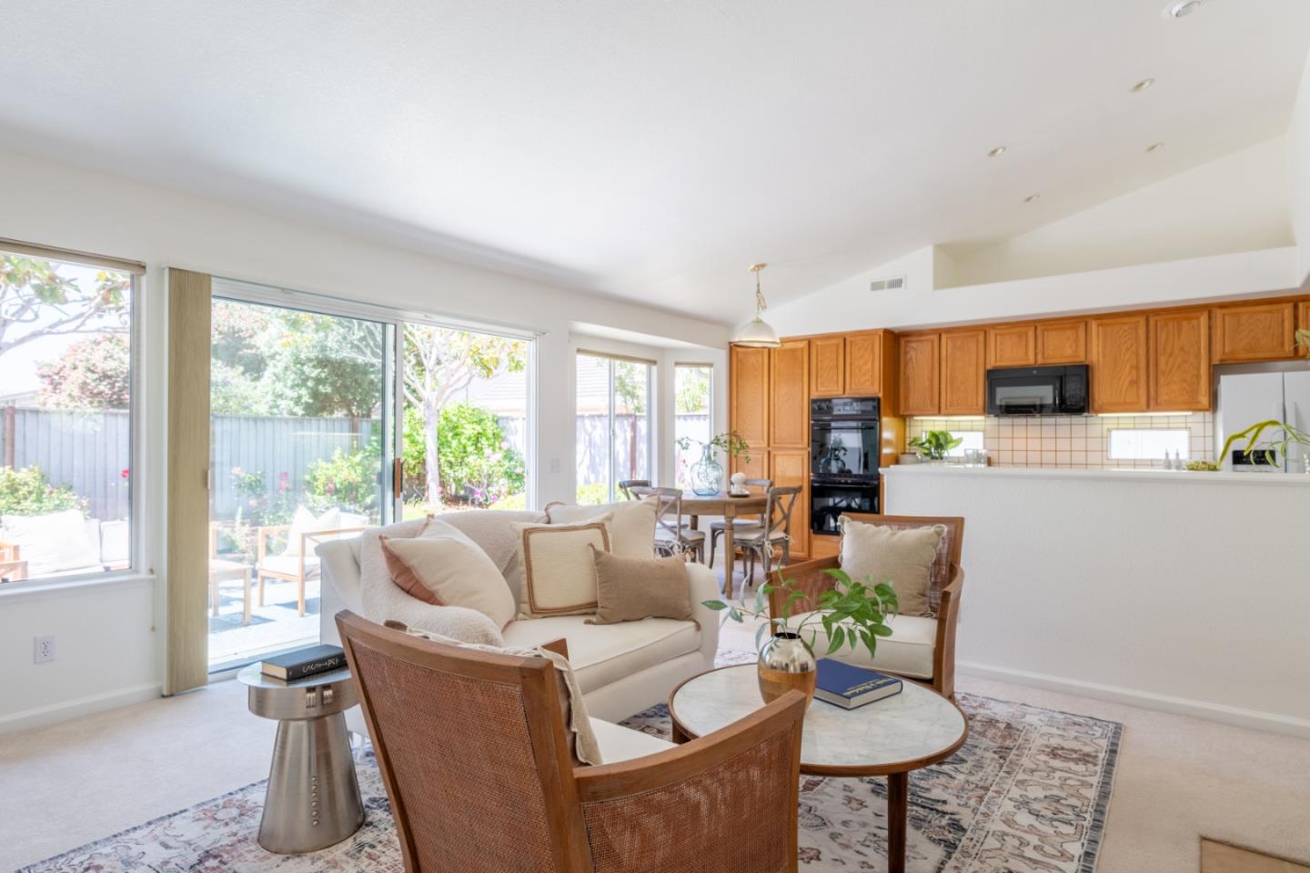 Detail Gallery Image 11 of 23 For 3349 Abdy Way, Marina,  CA 93933 - 4 Beds | 2 Baths