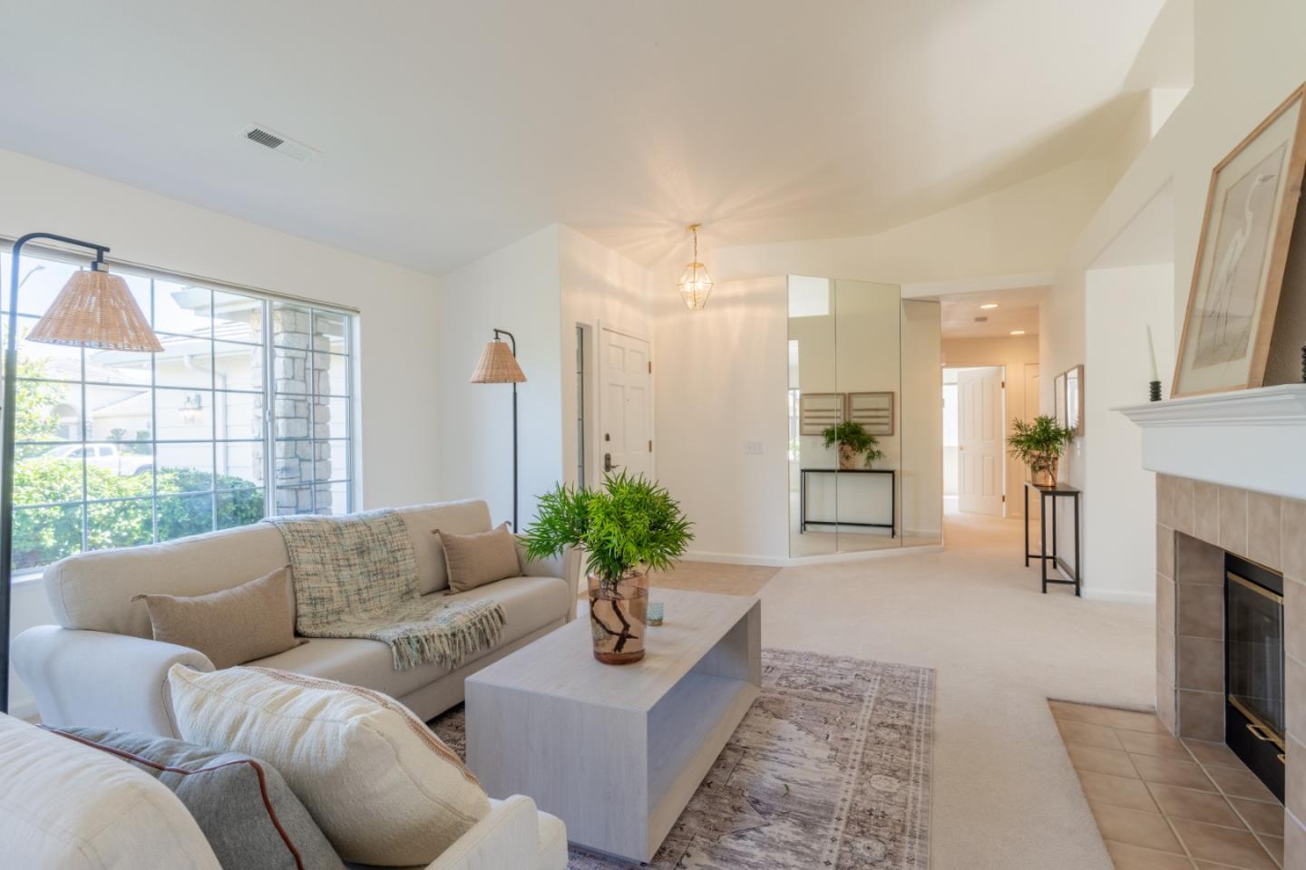 Detail Gallery Image 3 of 23 For 3349 Abdy Way, Marina,  CA 93933 - 4 Beds | 2 Baths