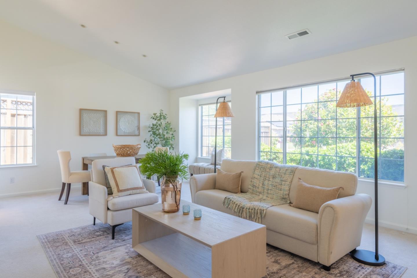 Detail Gallery Image 4 of 23 For 3349 Abdy Way, Marina,  CA 93933 - 4 Beds | 2 Baths