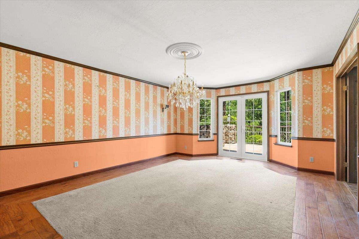 Detail Gallery Image 15 of 43 For 2155 Lilac Ln, Morgan Hill,  CA 95037 - 4 Beds | 2/1 Baths