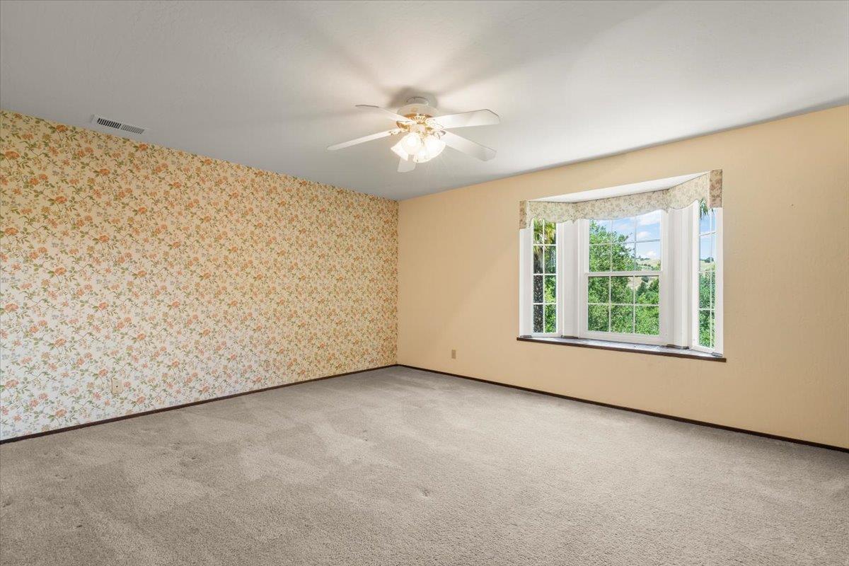Detail Gallery Image 23 of 43 For 2155 Lilac Ln, Morgan Hill,  CA 95037 - 4 Beds | 2/1 Baths