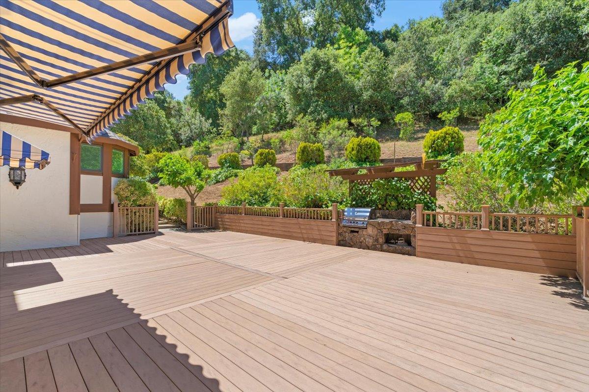 Detail Gallery Image 33 of 43 For 2155 Lilac Ln, Morgan Hill,  CA 95037 - 4 Beds | 2/1 Baths