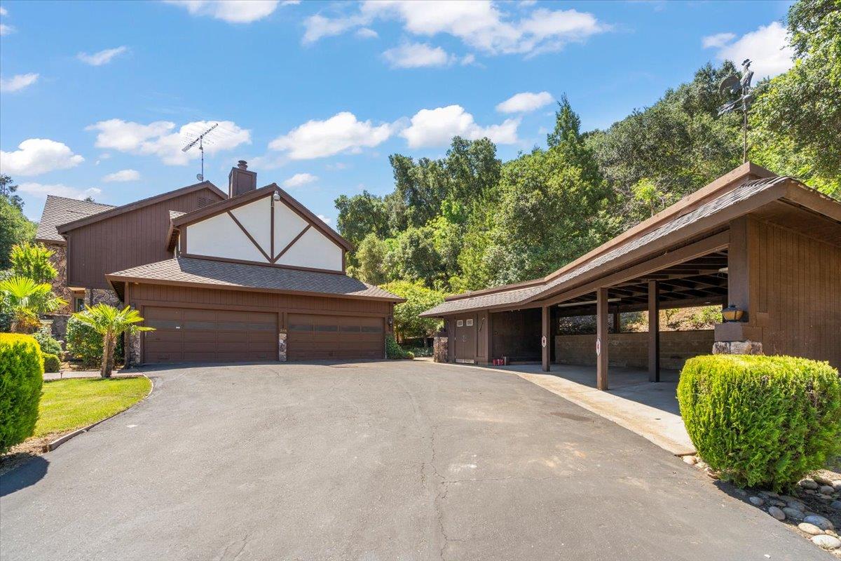 Detail Gallery Image 5 of 43 For 2155 Lilac Ln, Morgan Hill,  CA 95037 - 4 Beds | 2/1 Baths
