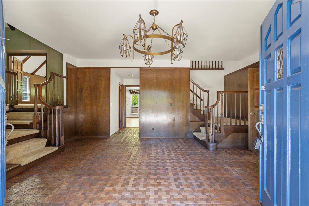 Detail Gallery Image 9 of 43 For 2155 Lilac Ln, Morgan Hill,  CA 95037 - 4 Beds | 2/1 Baths