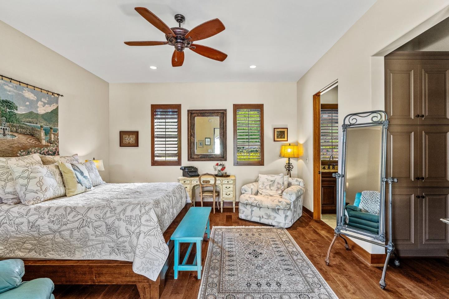 Detail Gallery Image 64 of 107 For 220 Falcon Hl, Santa Cruz,  CA 95065 - 5 Beds | 5/1 Baths