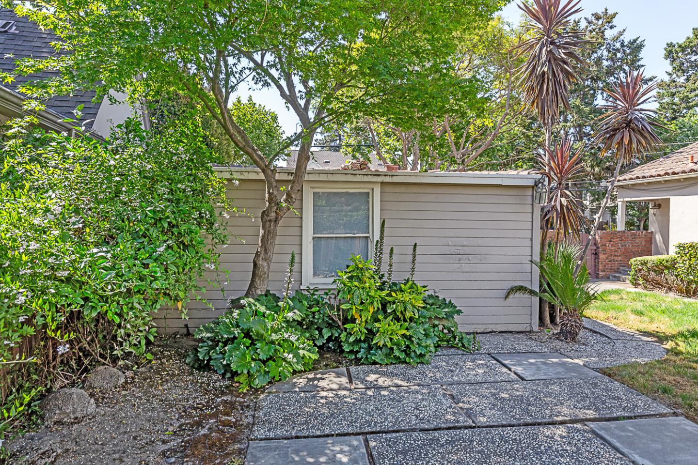 Detail Gallery Image 30 of 33 For 1198 Coolidge Ave, San Jose,  CA 95125 - 3 Beds | 2 Baths