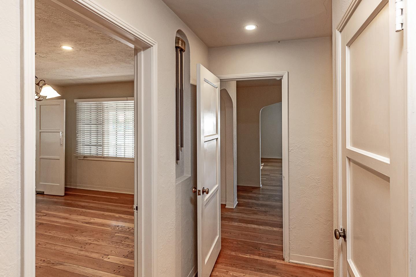 Detail Gallery Image 8 of 33 For 1198 Coolidge Ave, San Jose,  CA 95125 - 3 Beds | 2 Baths