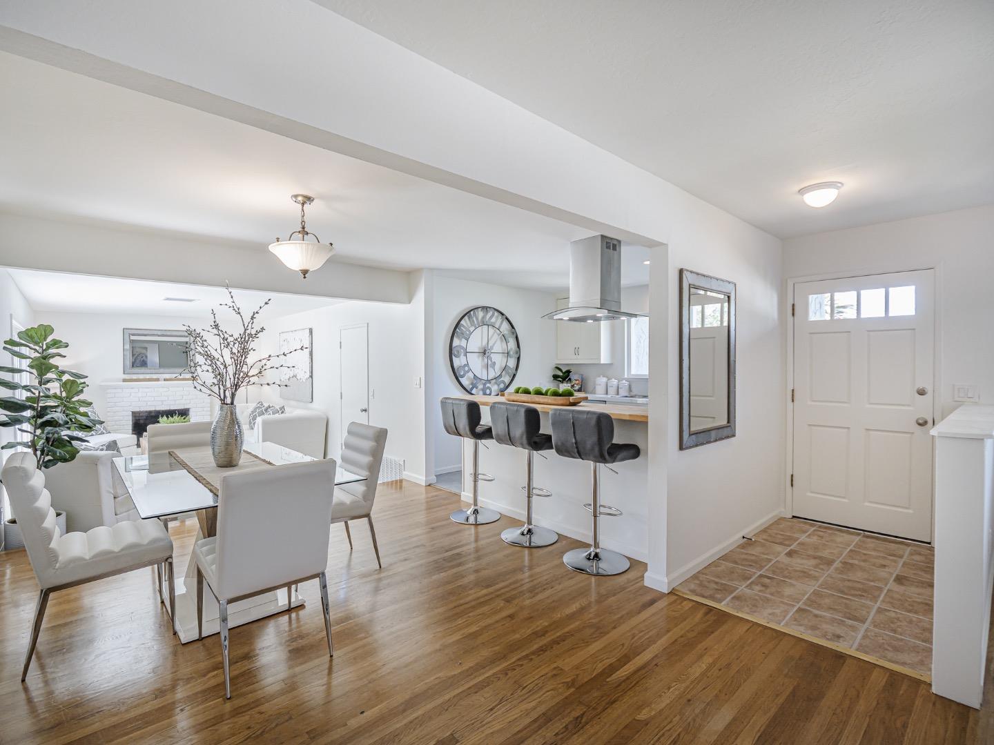 Detail Gallery Image 10 of 39 For 1858 Sommerfeld Ave, Santa Cruz,  CA 95062 - 3 Beds | 2 Baths