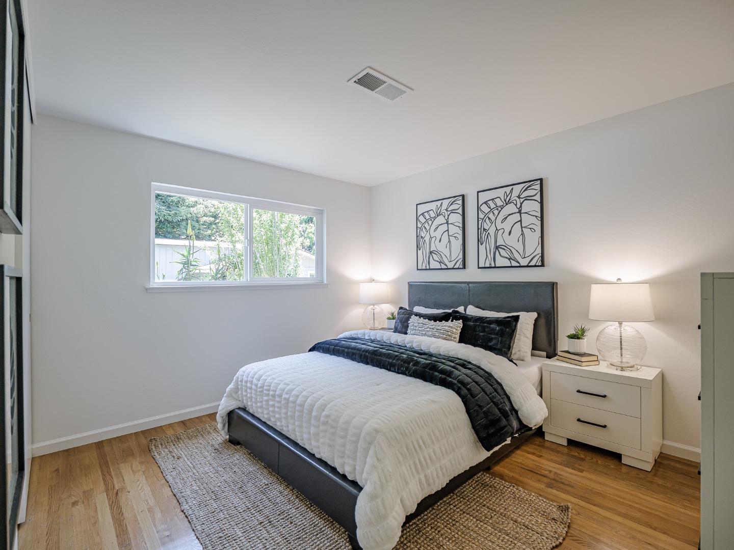 Detail Gallery Image 17 of 39 For 1858 Sommerfeld Ave, Santa Cruz,  CA 95062 - 3 Beds | 2 Baths