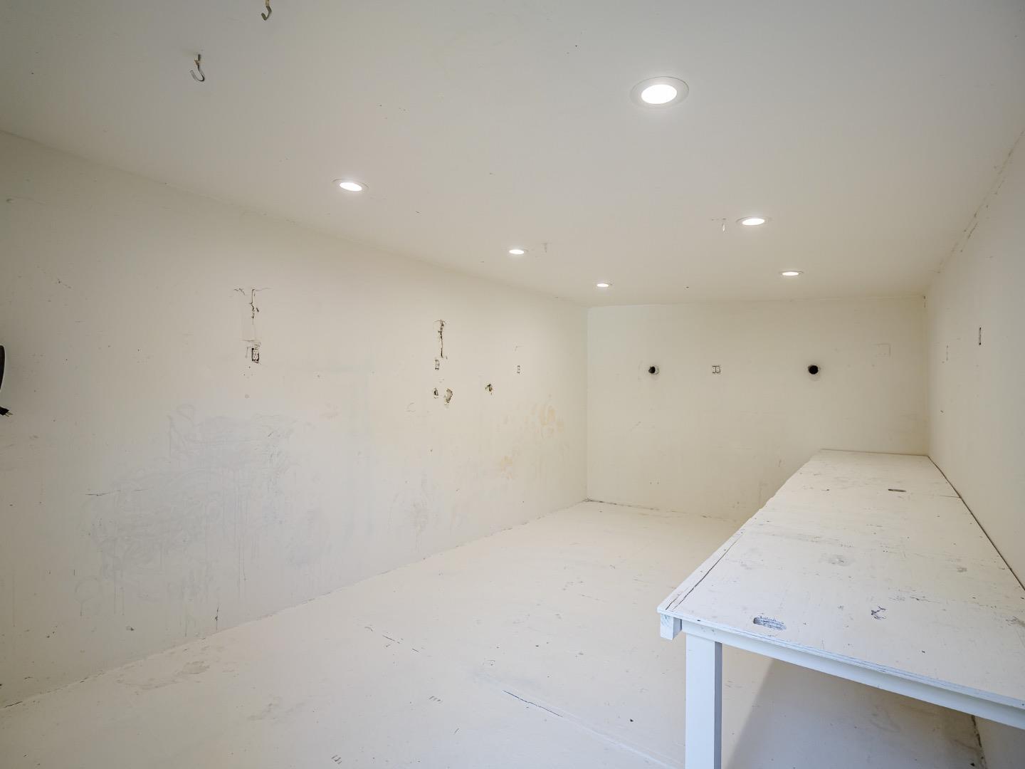 Detail Gallery Image 33 of 39 For 1858 Sommerfeld Ave, Santa Cruz,  CA 95062 - 3 Beds | 2 Baths