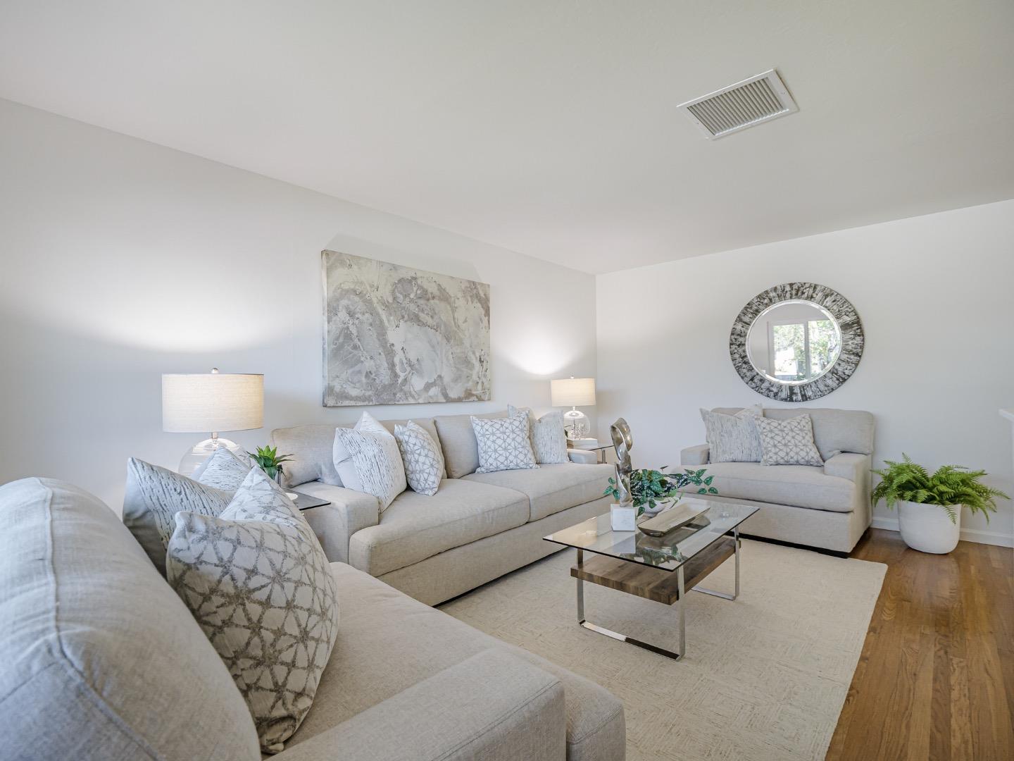 Detail Gallery Image 6 of 39 For 1858 Sommerfeld Ave, Santa Cruz,  CA 95062 - 3 Beds | 2 Baths