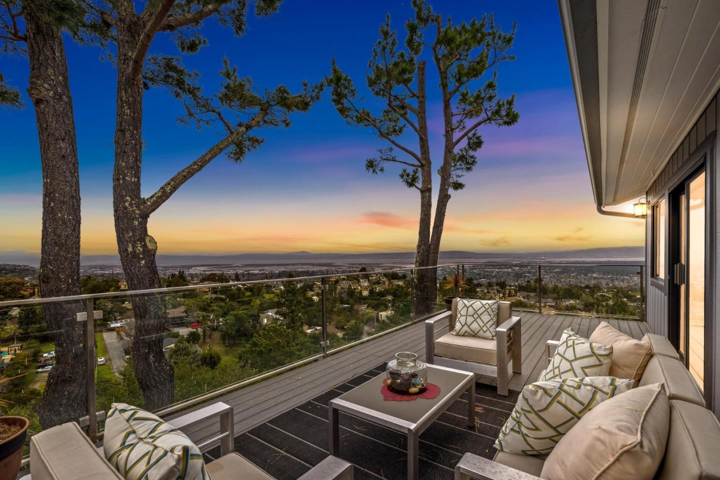 Detail Gallery Image 1 of 90 For 560 California Way, Woodside,  CA 94062 - 5 Beds | 6 Baths
