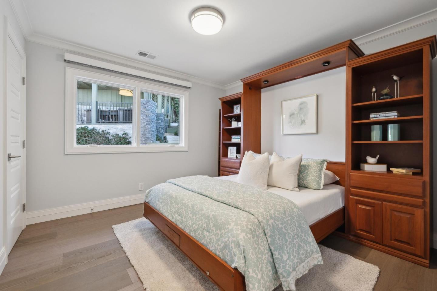 Detail Gallery Image 23 of 90 For 560 California Way, Woodside,  CA 94062 - 5 Beds | 6 Baths