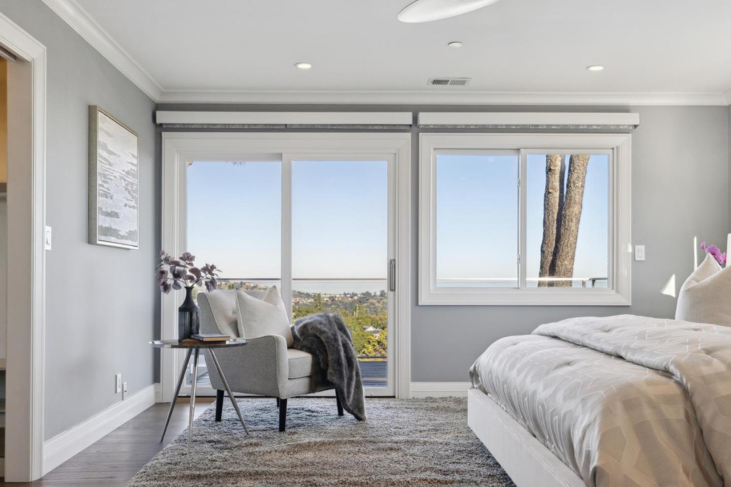 Detail Gallery Image 26 of 90 For 560 California Way, Woodside,  CA 94062 - 5 Beds | 6 Baths