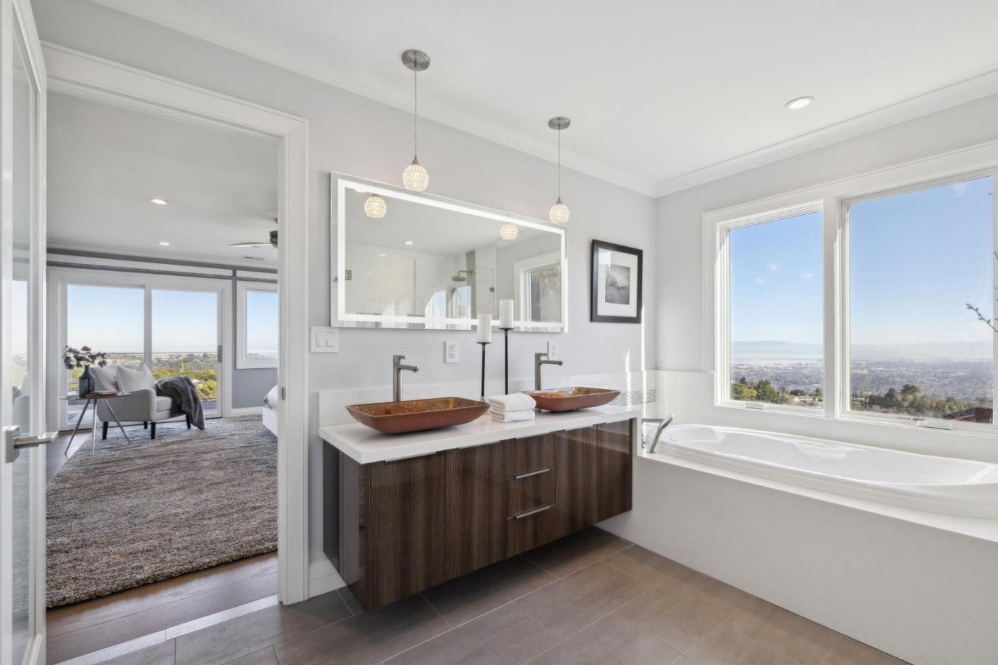Detail Gallery Image 32 of 90 For 560 California Way, Woodside,  CA 94062 - 5 Beds | 6 Baths