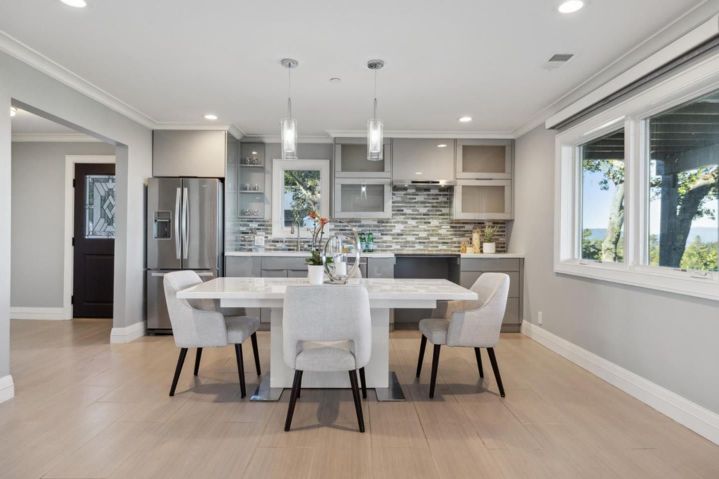 Detail Gallery Image 44 of 90 For 560 California Way, Woodside,  CA 94062 - 5 Beds | 6 Baths