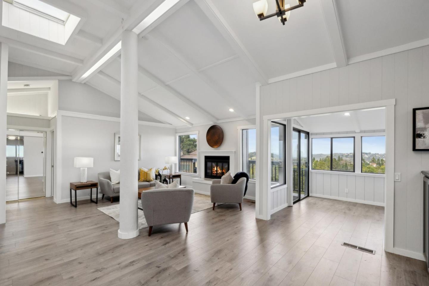 Detail Gallery Image 63 of 90 For 560 California Way, Woodside,  CA 94062 - 5 Beds | 6 Baths