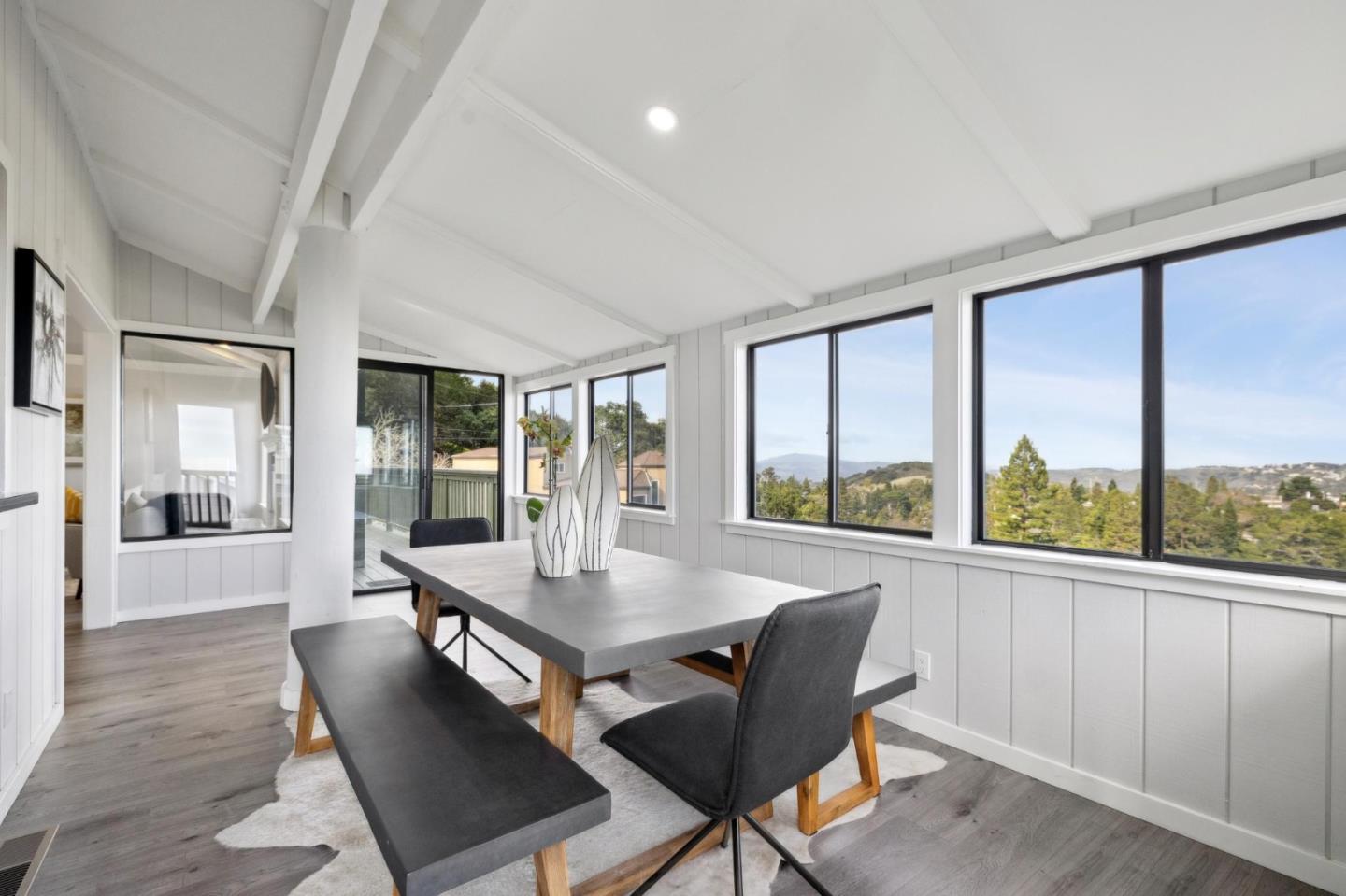 Detail Gallery Image 74 of 90 For 560 California Way, Woodside,  CA 94062 - 5 Beds | 6 Baths
