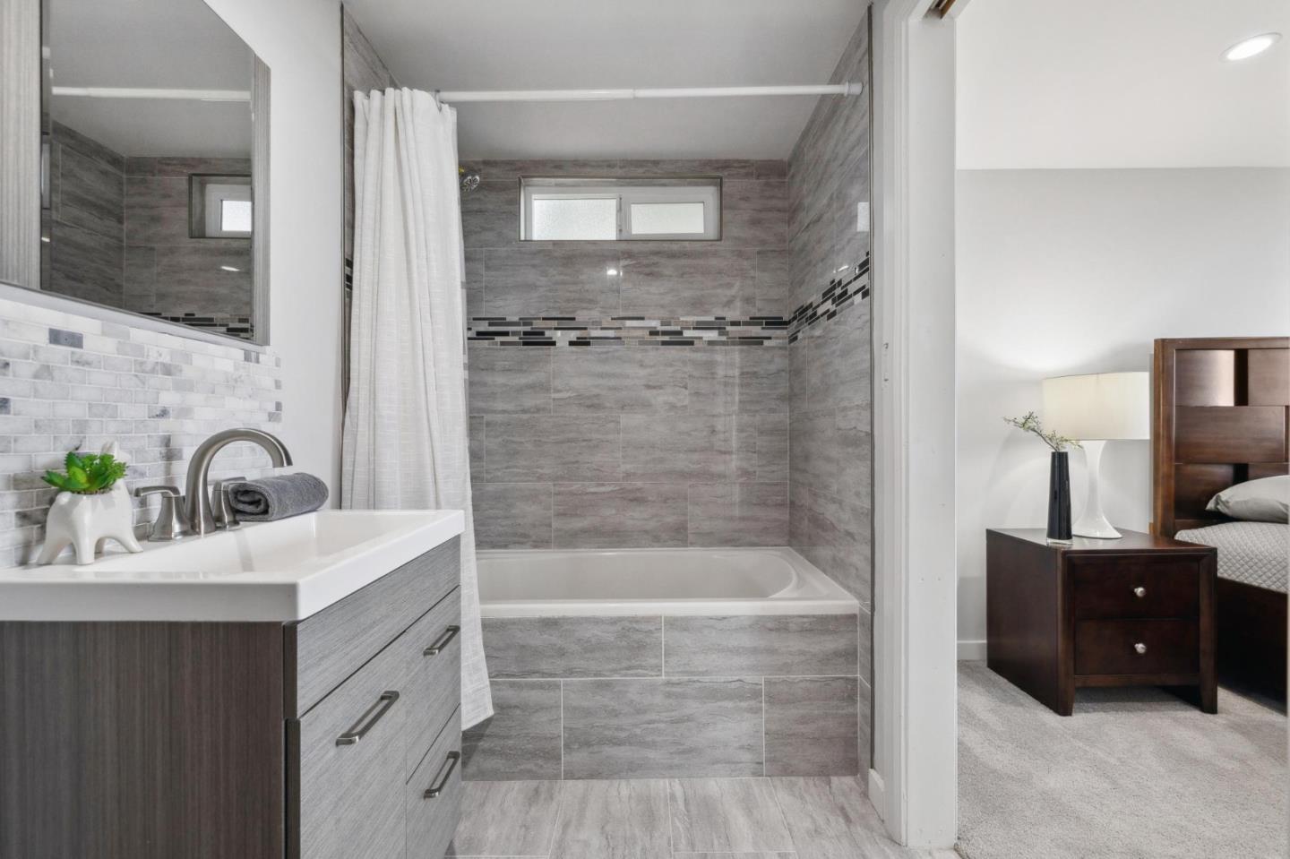 Detail Gallery Image 86 of 90 For 560 California Way, Woodside,  CA 94062 - 5 Beds | 6 Baths