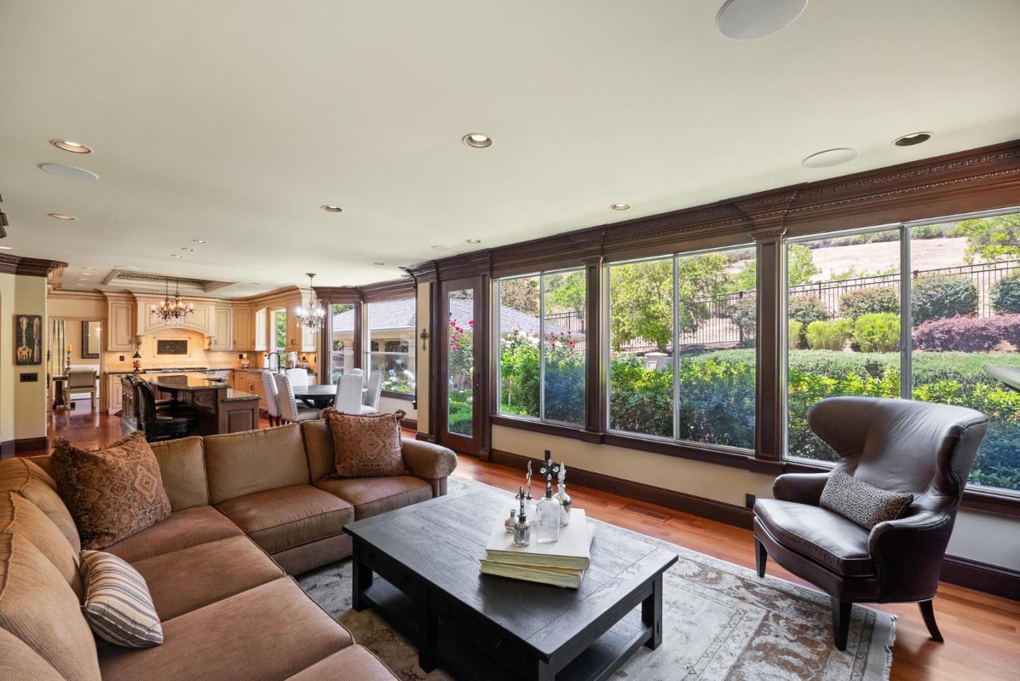 Detail Gallery Image 24 of 55 For 6541 Stonehill Dr, San Jose,  CA 95120 - 4 Beds | 3/1 Baths