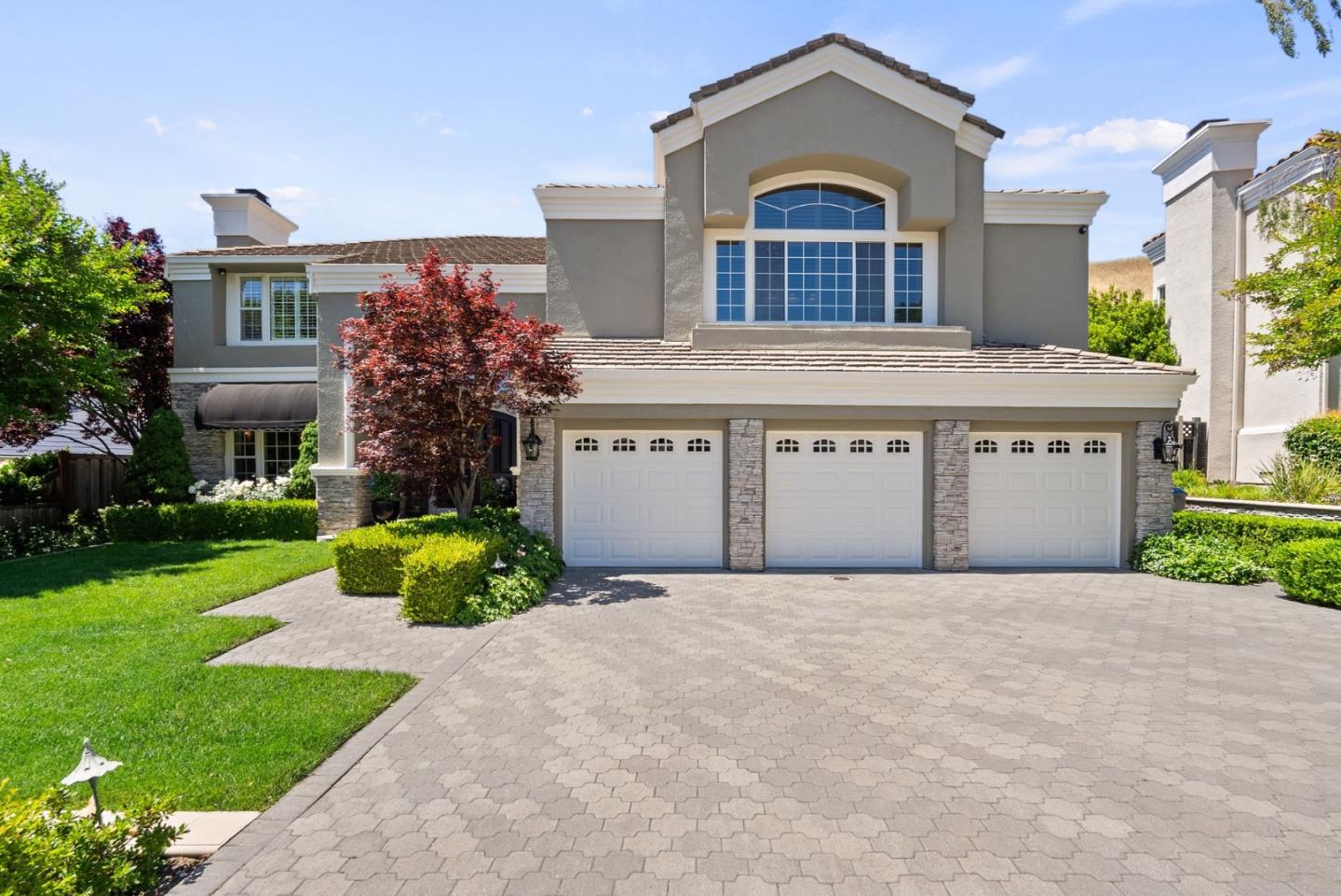 Detail Gallery Image 3 of 55 For 6541 Stonehill Dr, San Jose,  CA 95120 - 4 Beds | 3/1 Baths