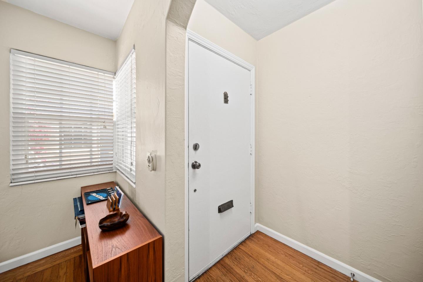 Detail Gallery Image 27 of 39 For 250 Fernando Ave, Palo Alto,  CA 94306 - – Beds | – Baths