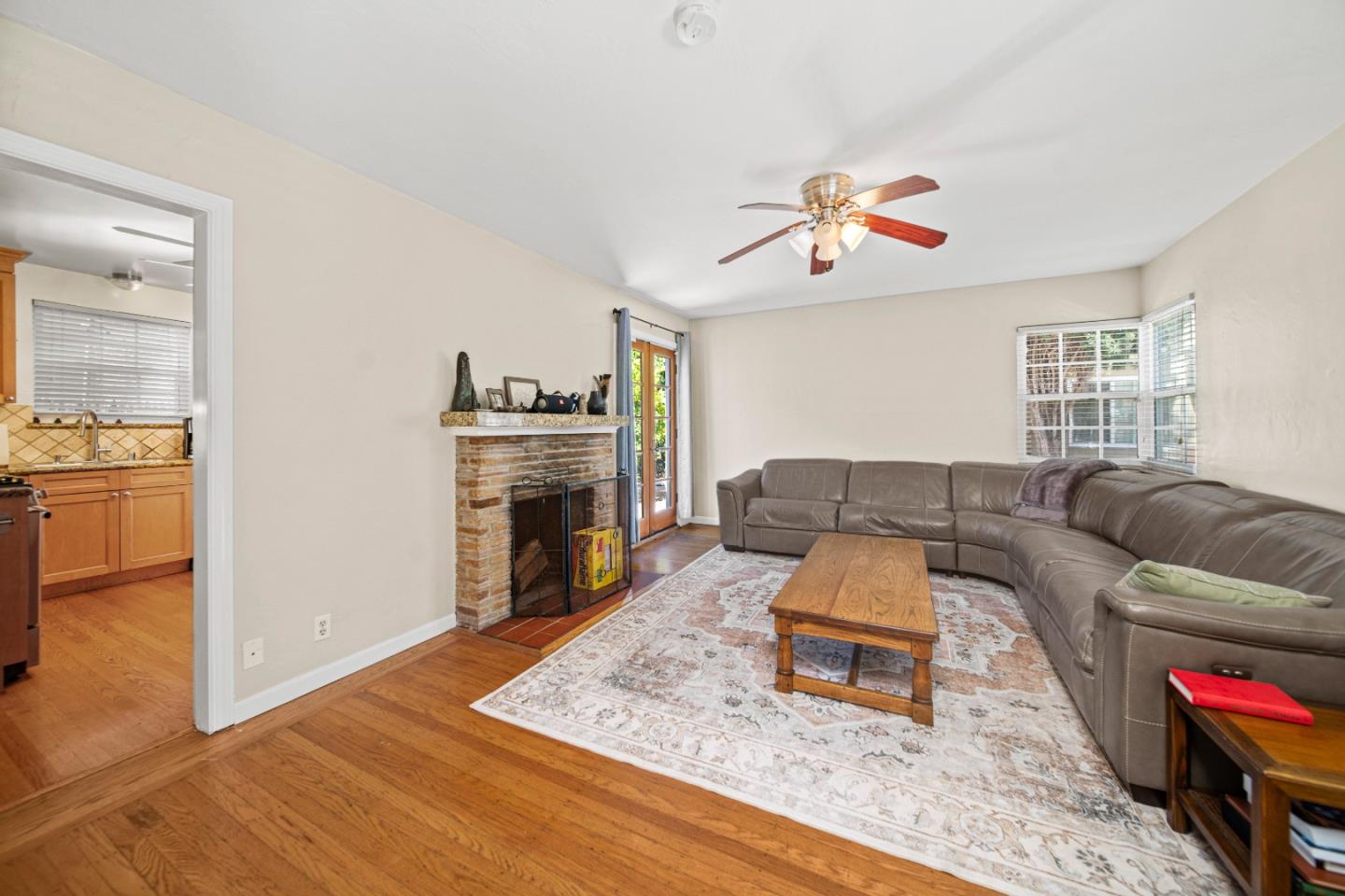 Detail Gallery Image 29 of 39 For 250 Fernando Ave, Palo Alto,  CA 94306 - – Beds | – Baths