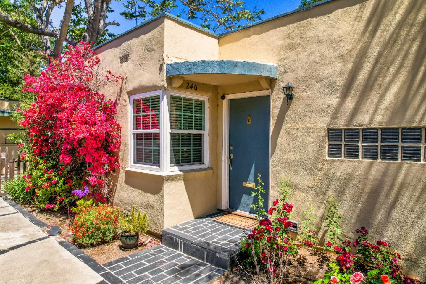 Detail Gallery Image 3 of 39 For 250 Fernando Ave, Palo Alto,  CA 94306 - – Beds | – Baths