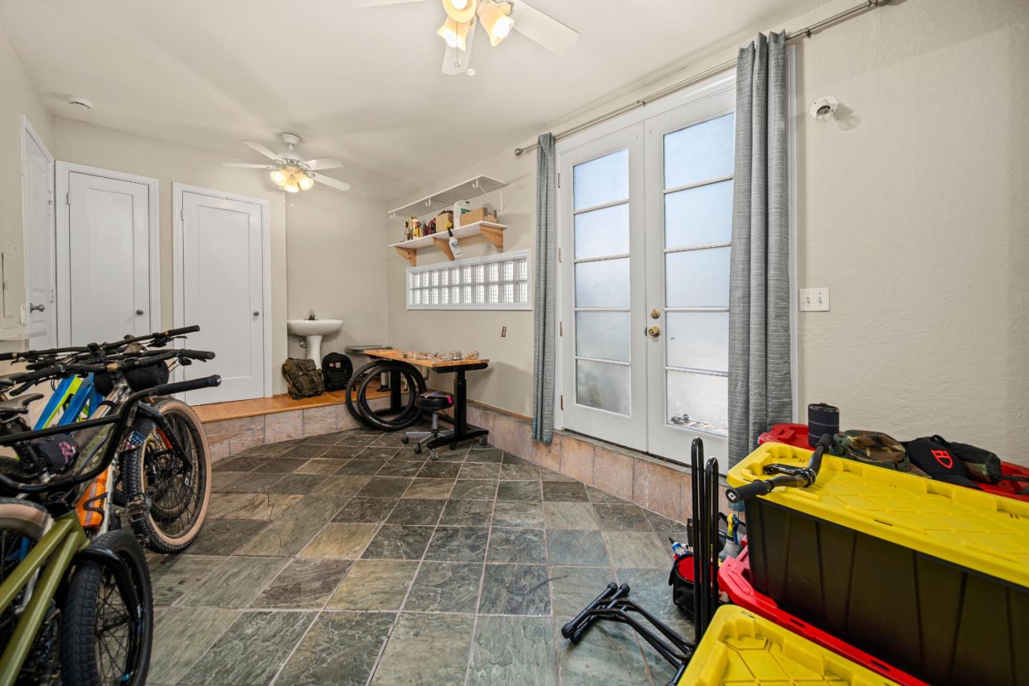 Detail Gallery Image 37 of 39 For 250 Fernando Ave, Palo Alto,  CA 94306 - – Beds | – Baths