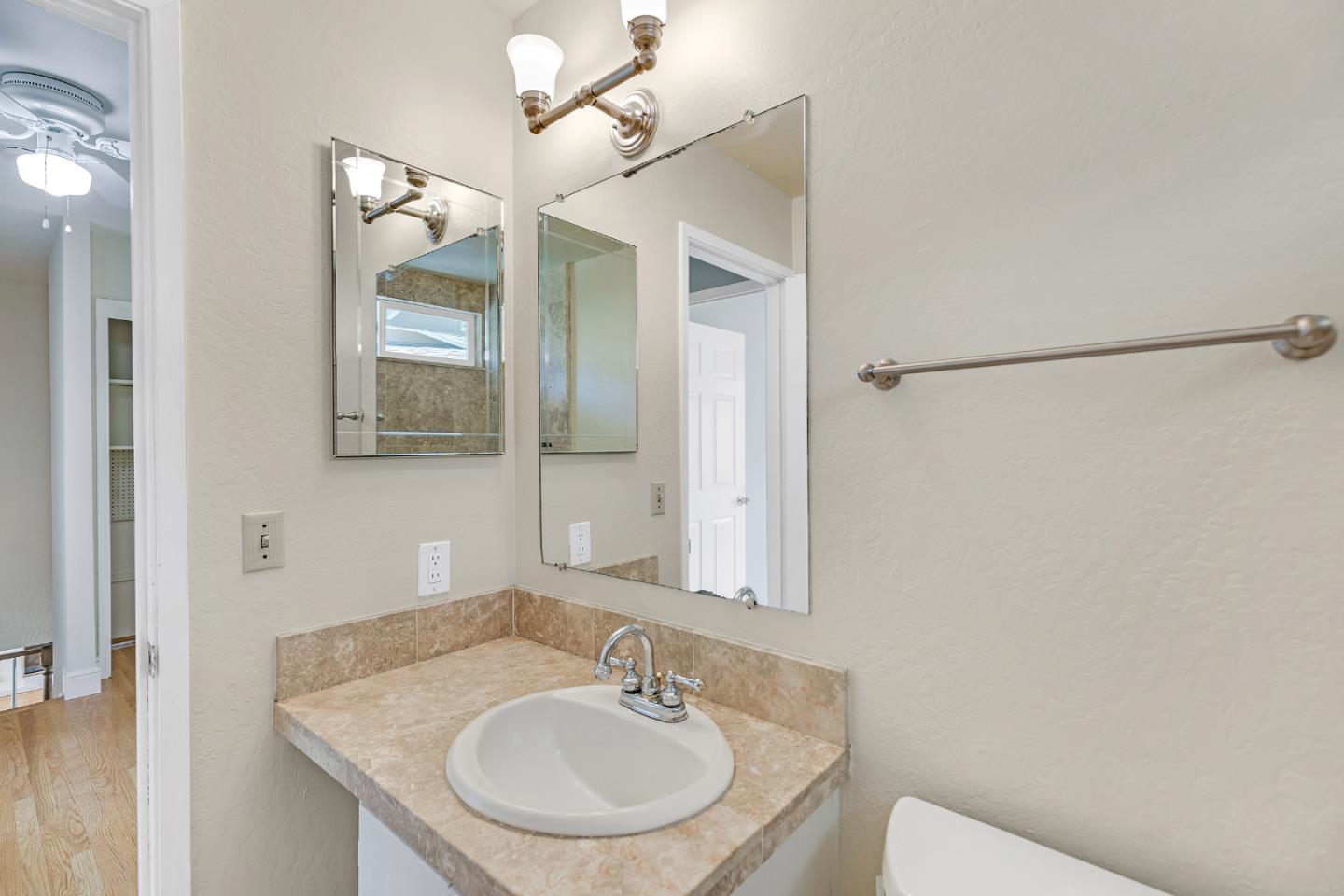 Detail Gallery Image 40 of 51 For 10 Banff Way, Pacifica,  CA 94044 - 4 Beds | 2/1 Baths