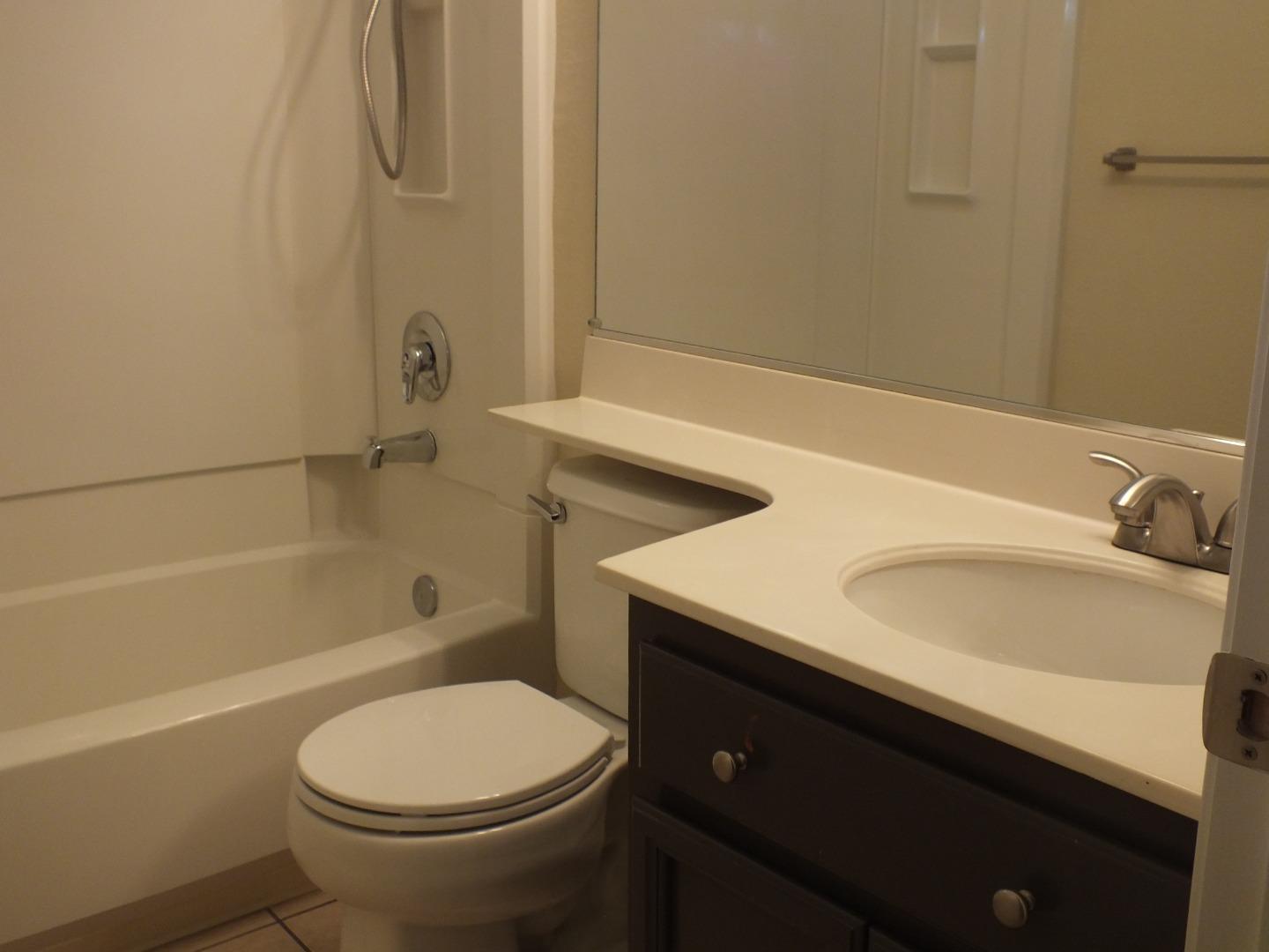 Detail Gallery Image 21 of 37 For 310 Araglin Ct, San Jose,  CA 95136 - 3 Beds | 2/1 Baths
