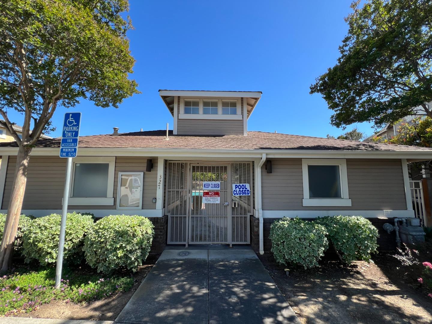 Detail Gallery Image 5 of 17 For 310 Araglin Ct, San Jose,  CA 95136 - 3 Beds | 2/1 Baths