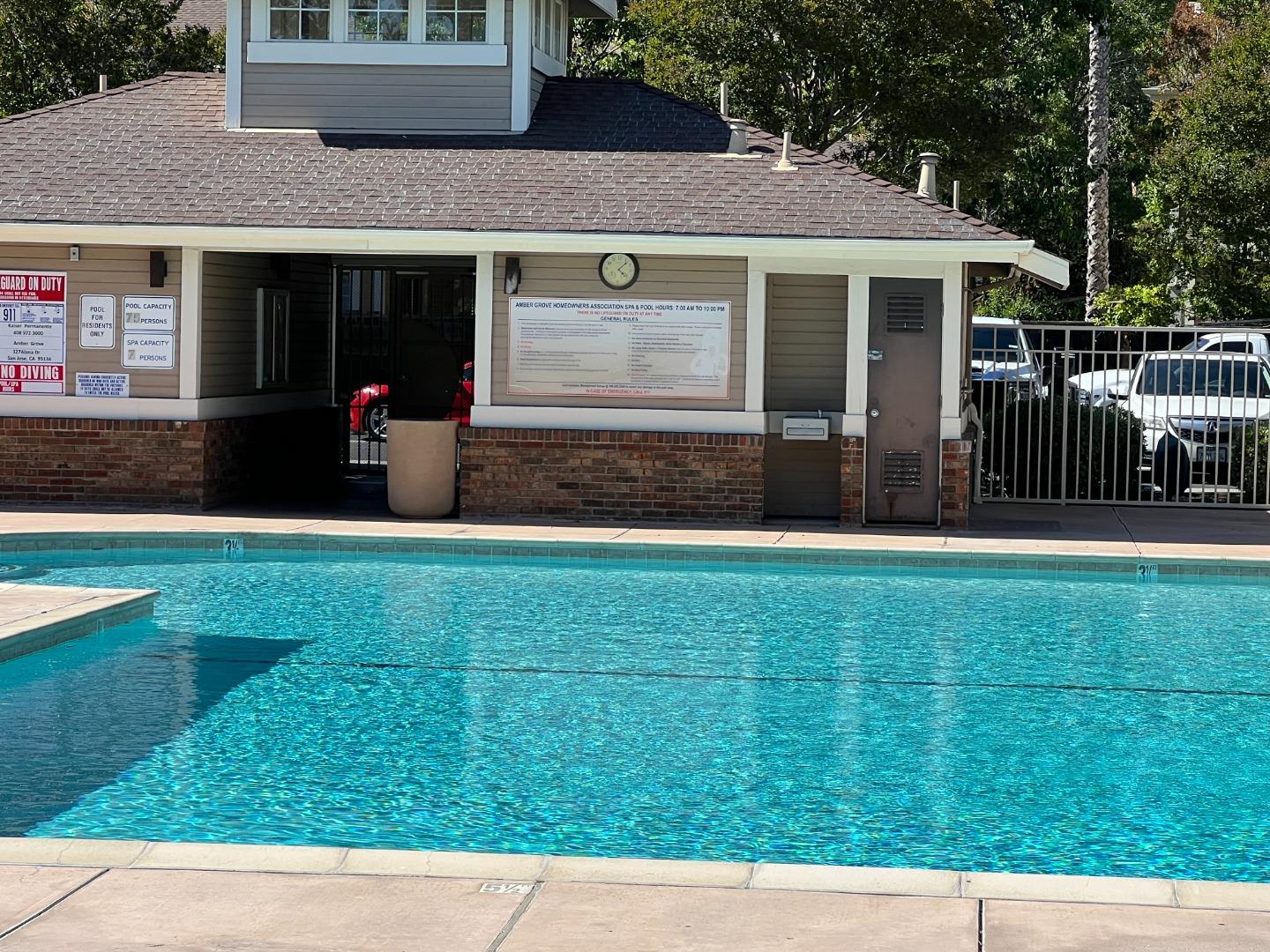 Detail Gallery Image 6 of 17 For 310 Araglin Ct, San Jose,  CA 95136 - 3 Beds | 2/1 Baths
