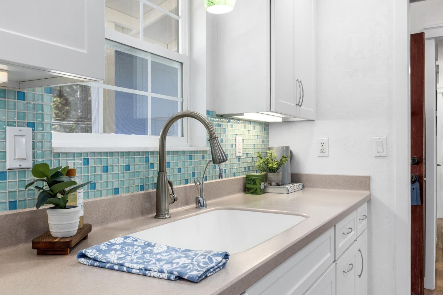 Detail Gallery Image 11 of 40 For 5324 Plateau Dr, Felton,  CA 95018 - 3 Beds | 2 Baths